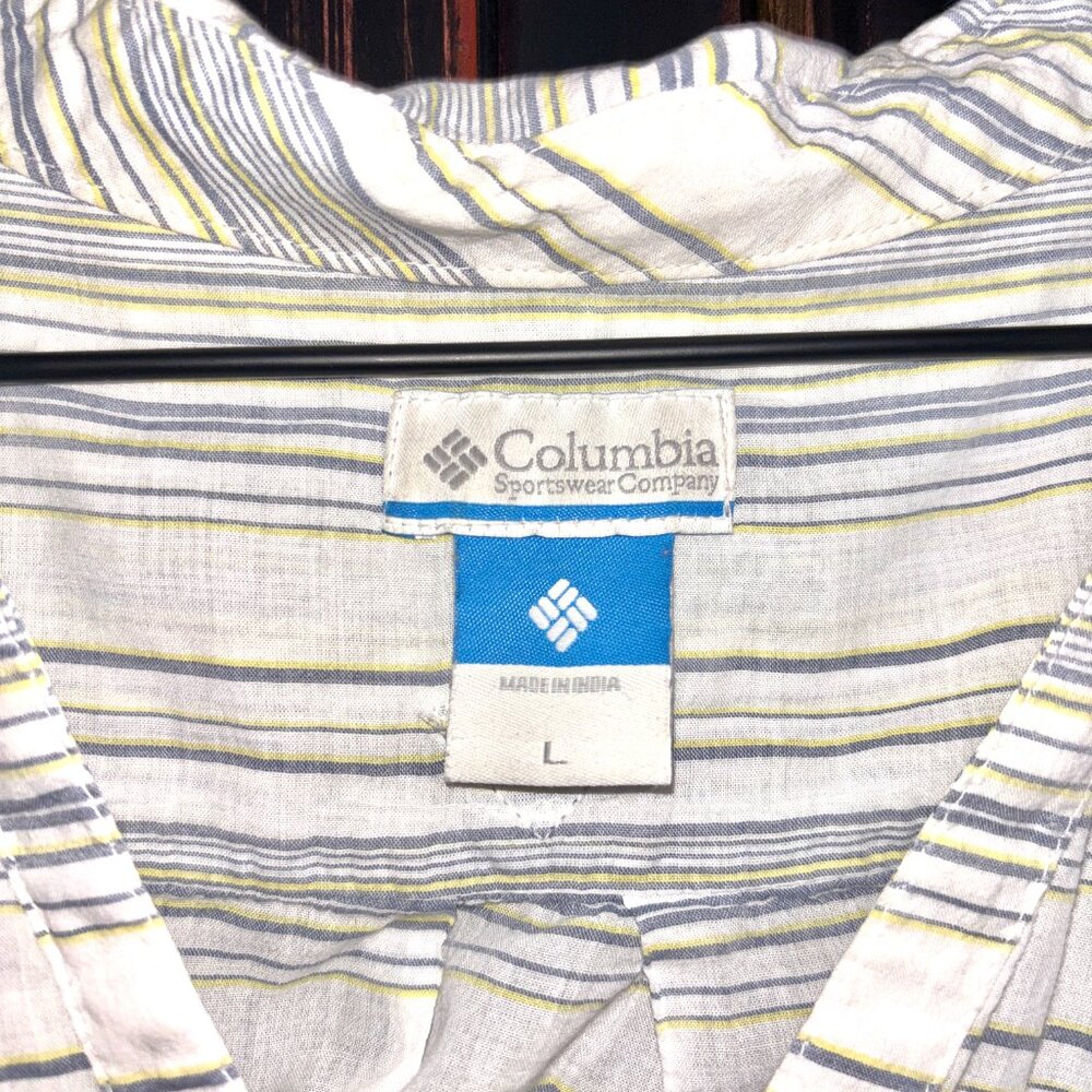 Columbia PFG Blue Striped Button Down Shirt Sheer Lightweight Womens Large - Picture 4 of 9